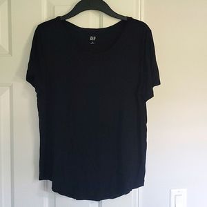 Gap Tshirt